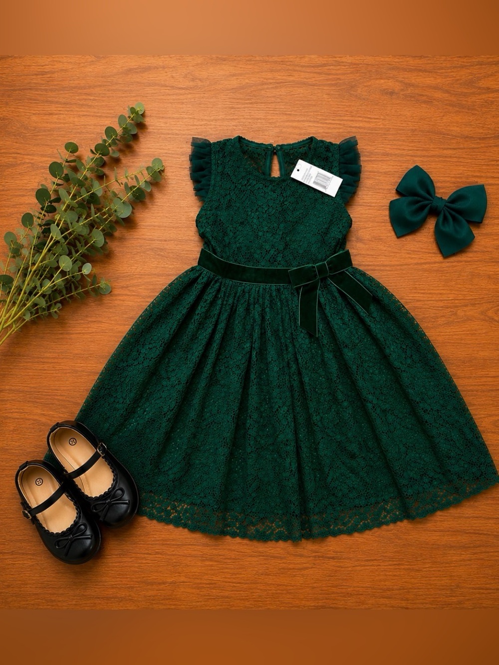 4-5 KIDS NWT Elegant Green Lace Dress